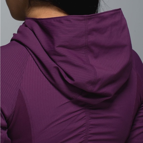 Lululemon In Flux Jacket - Reversible - Picture 5 of 11